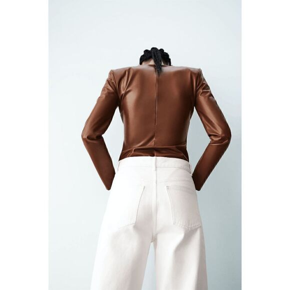 ZARA NWT SIZE MEDIUM FAUX LEATHER BODYSUIT BROWN, WINTER 2022 FAV! - Picture 4 of 8